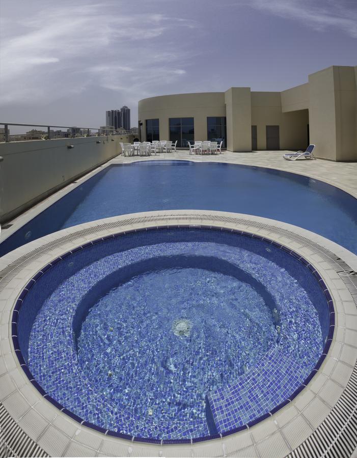 Almoayyed Suites Manama Exterior foto